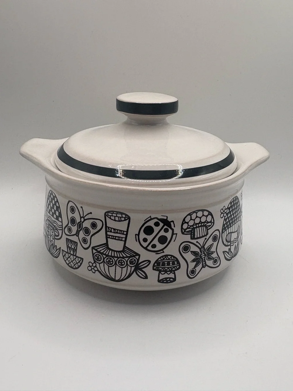 Ceramic Lidded Casserole with Black Nature Motif - White